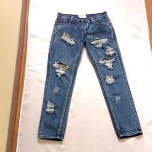 ONE TEASPOON Awesome Baggies Boyfriend Distressed Ripped Jeans